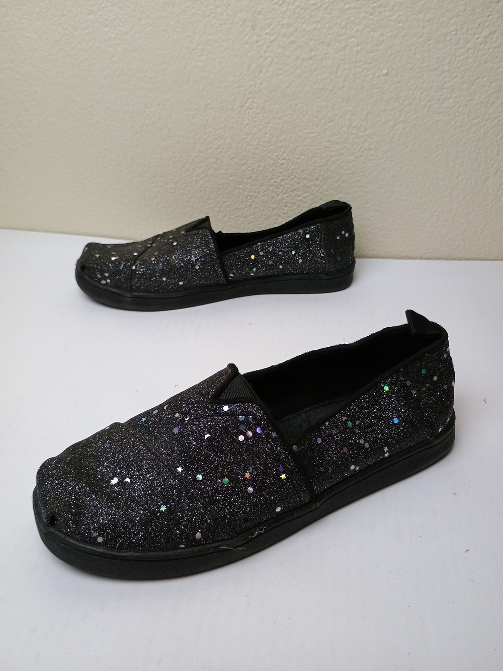 Toms Alpargata Classic Youth 4 Black Cosmic Glitter Slip-On Canvas Flat Shoes